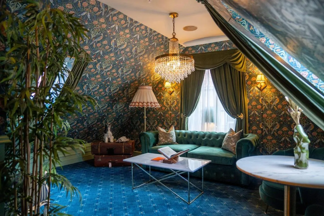 Charmante - Skostredet Hotel Bergen 5*,  Norveç