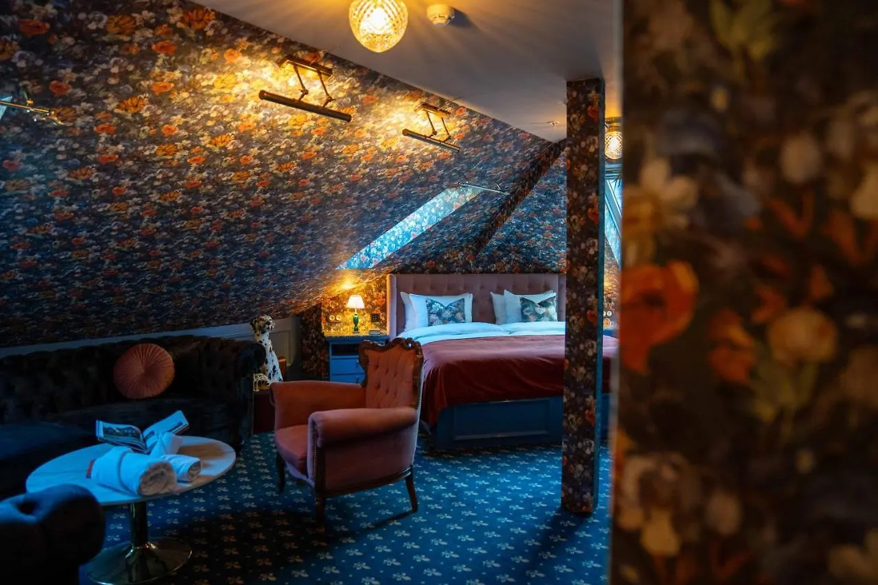 Charmante - Skostredet Hotel Bergen 5*,  Norveç